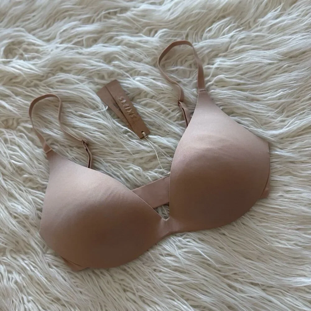 Skims Wireless Super Push up Bra Clay Size 32D - Picture 2 of 6